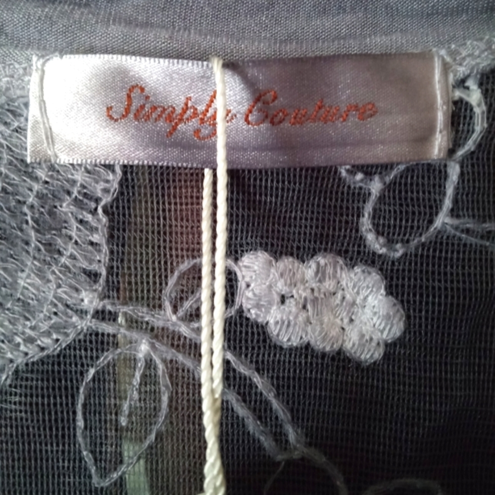 Simply Couture dress - Picture 3 of 7